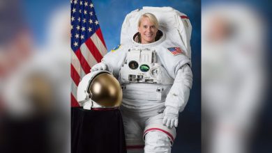 Army major becomes first reservist to receive rare Astronaut Device