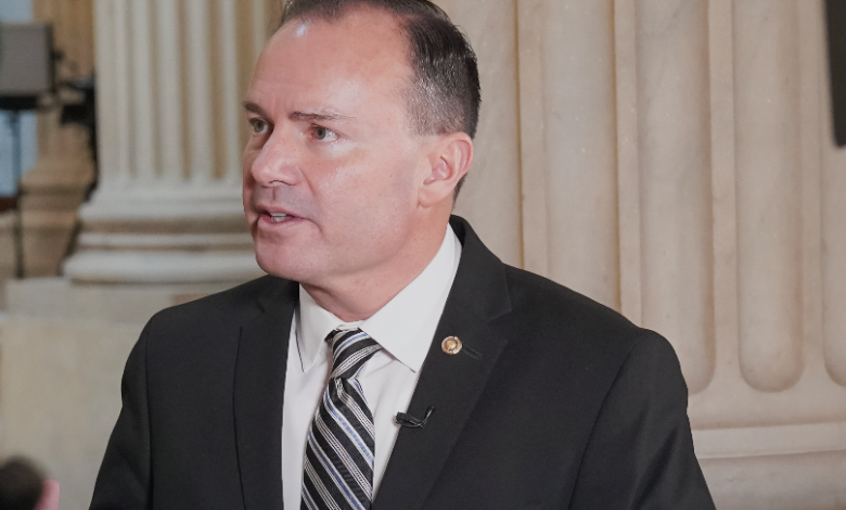 Rep. Mike Lee Introduces SHUSH Act